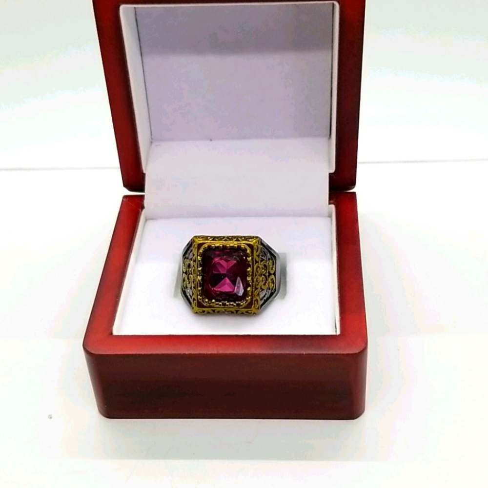 Mans ring - Picture 1 of 3